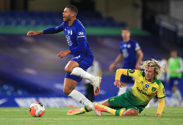 層層競爭中 層層競爭中